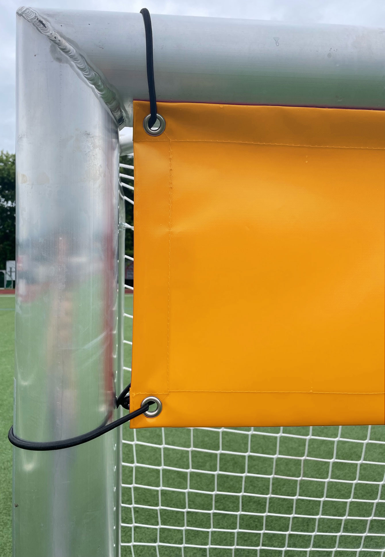 Goal-Downsizer (Torverkleinerer) für Jugendfussballtor / ca. 495x33 cm / LKW Plane (650 g/qm) - Brillantgelb