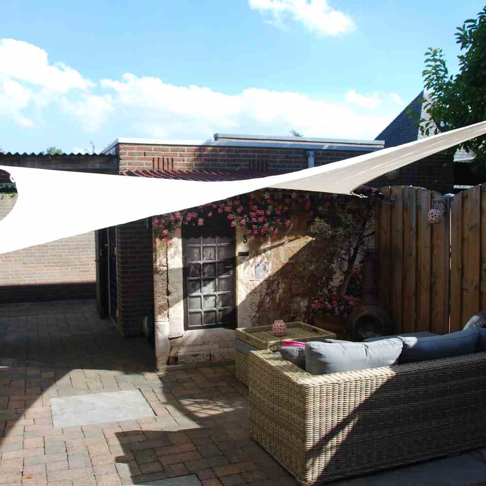 Coolfit Sonnensegel quadratisch 3,6x3,6m (altweiß)