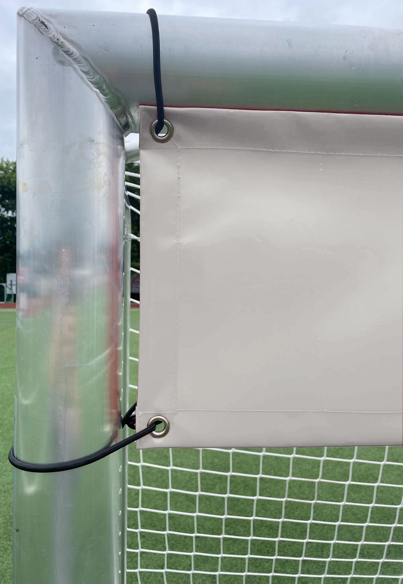 Goal-Downsizer (Torverkleinerer) für Jugendfussballtor / ca. 495x33 cm / LKW Plane (650 g/qm) - Lichtgrau