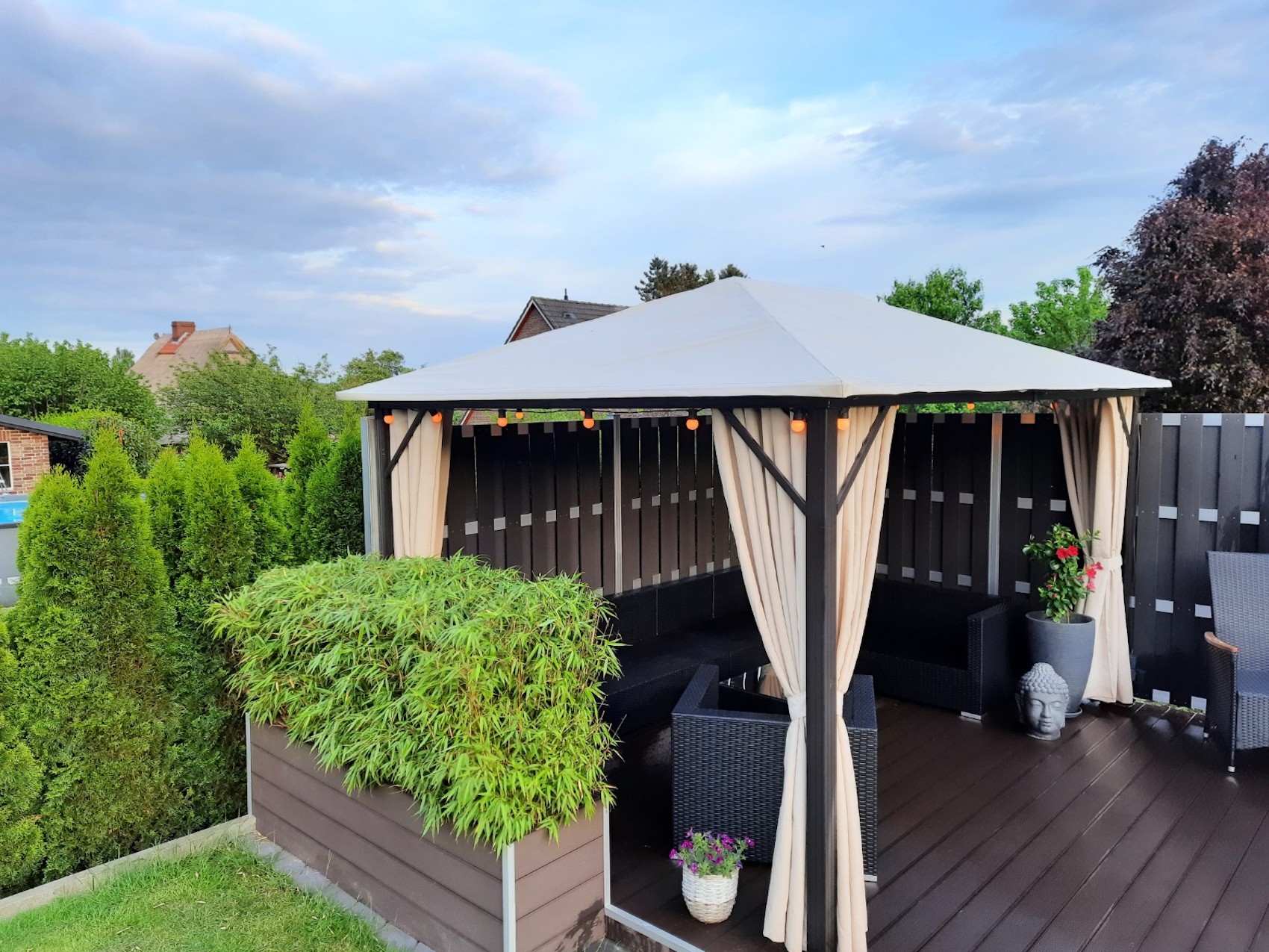 Pavillondach nach Maß aus LKW-Plane