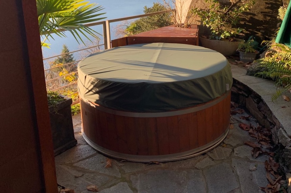 Abdeckhaube für Whirlpool nach Maß