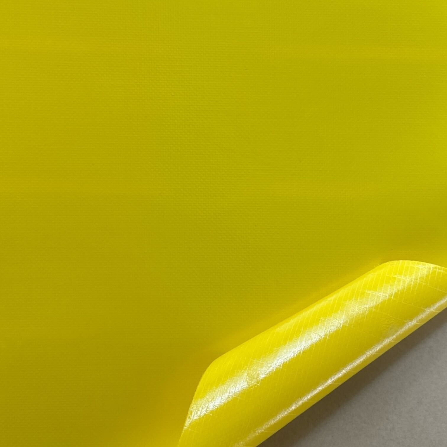 LKW Plane Reparaturpad / Selbstklebend / 45x32 cm - Brillantgelb
